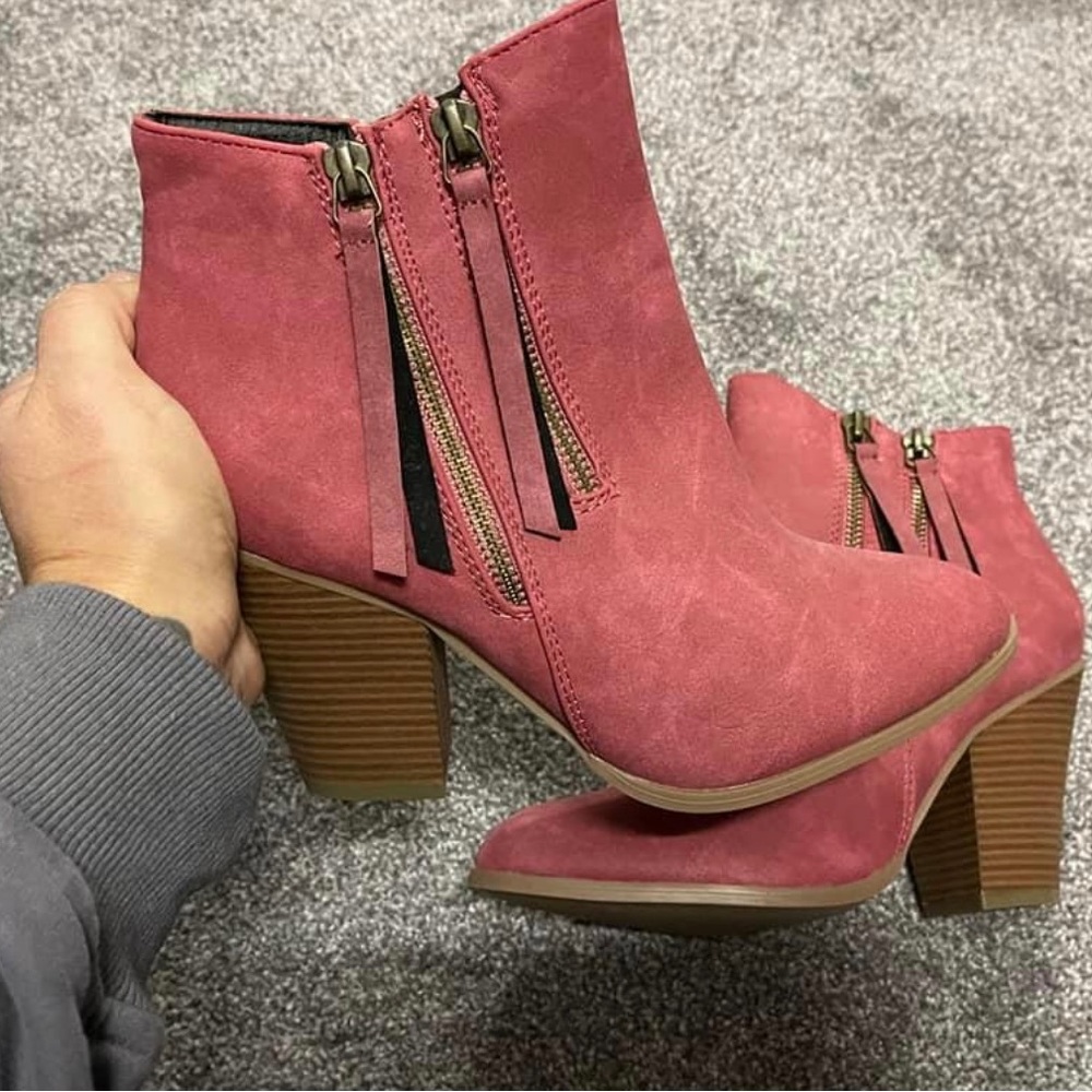 Red Boots- NEW!
